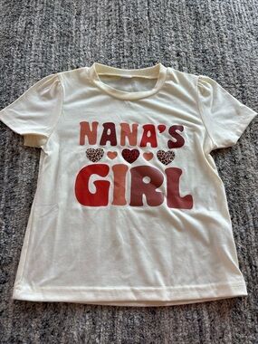 Kids Cream 'Nana's Girl' Graphic Tee with Tan & Red Leopard Hearts